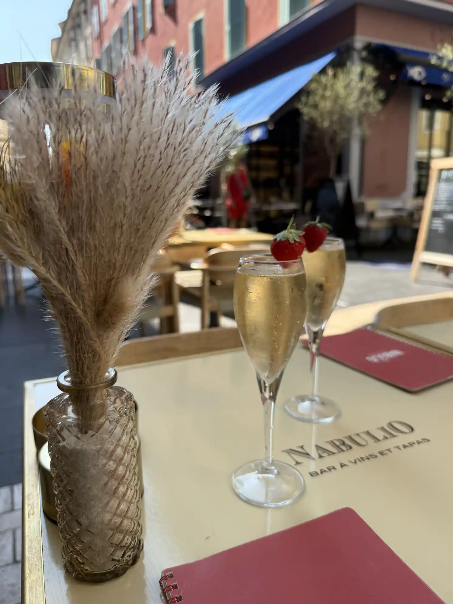 Terrasse du Nabulio rue Bonaparte